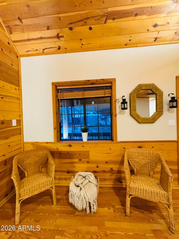 Image 8 of property listing at 2799 APACHE Drive, Happy Jack, AZ 86024