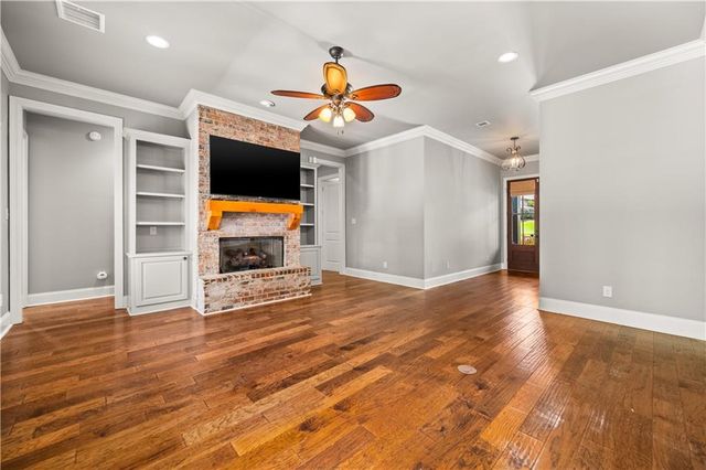500 RICHFIELD Place, Pineville, LA 71360