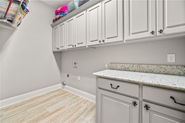 500 RICHFIELD Place, Pineville, LA 71360