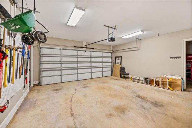 500 RICHFIELD Place, Pineville, LA 71360