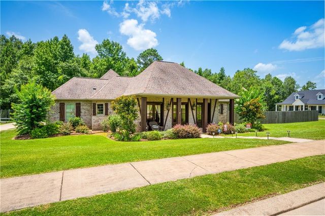 500 RICHFIELD Place, Pineville, LA 71360