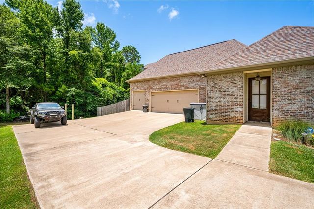 500 RICHFIELD Place, Pineville, LA 71360