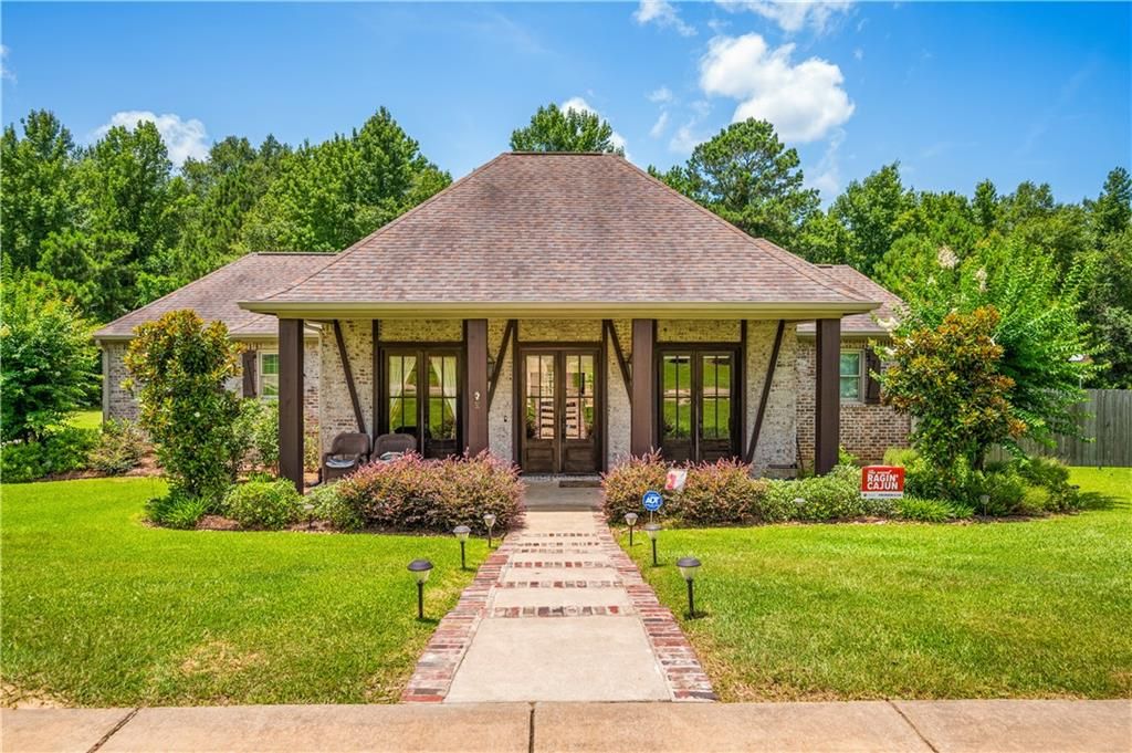 500 RICHFIELD Place, Pineville, LA 71360
