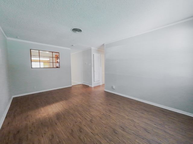 3704 Eastridge Drive, Haltom City, TX 76117