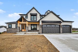 11115 Calle Jules Court # 311, Osceola, IN 46561