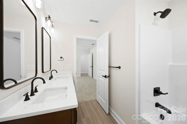 204 Knollwood Circle, Albemarle, NC 28001