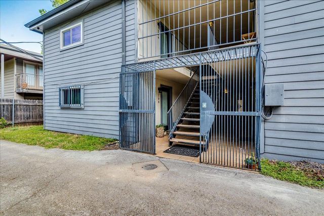 1111 W 10th ST 104, Austin, TX 78703