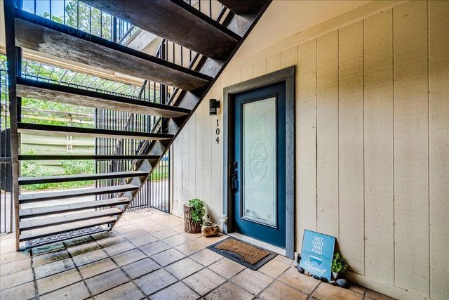 1111 W 10th ST 104, Austin, TX 78703