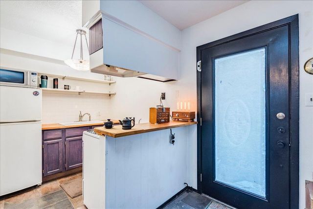 1111 W 10th ST 104, Austin, TX 78703