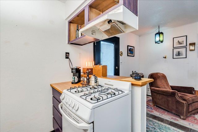 1111 W 10th ST 104, Austin, TX 78703