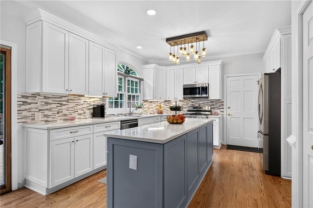 10630 Wren Ridge Road, Johns Creek, GA 30022