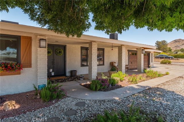 16230 Saint Timothy Road, Apple Valley, CA 92307