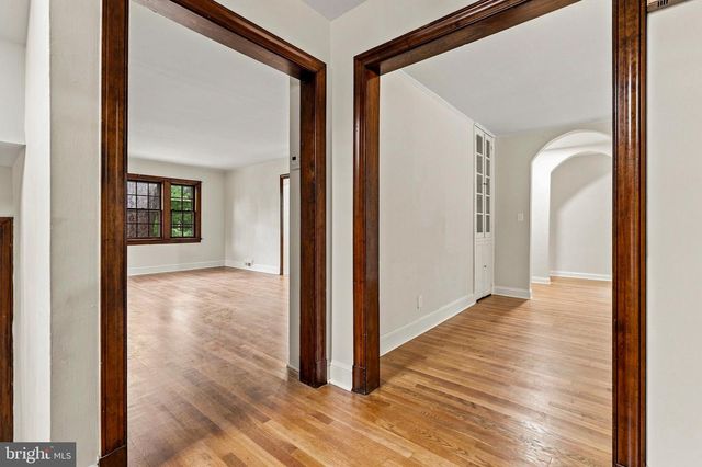 1006 26TH ST S, Arlington, VA 22202