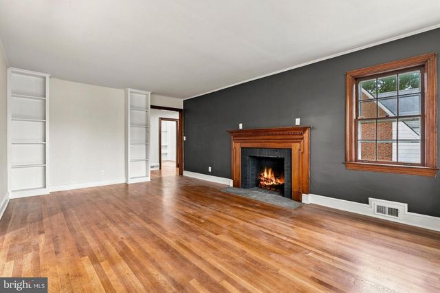 1006 26TH ST S, Arlington, VA 22202