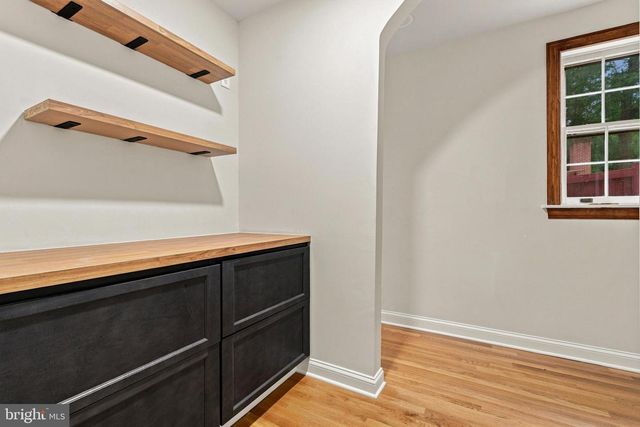 1006 26TH ST S, Arlington, VA 22202