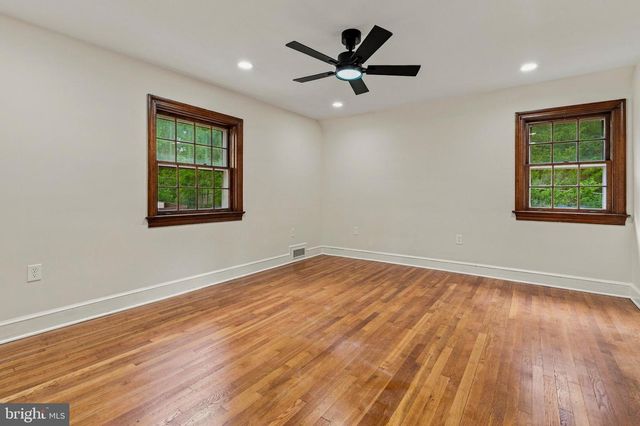 1006 26TH ST S, Arlington, VA 22202