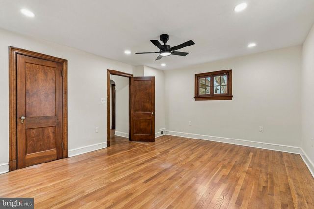 1006 26TH ST S, Arlington, VA 22202