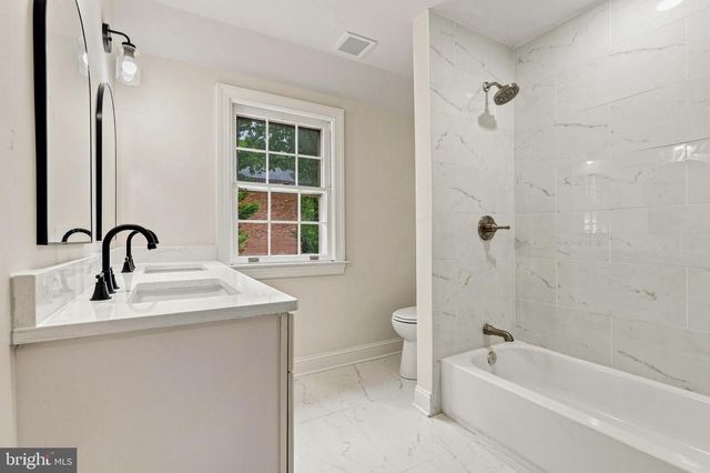 1006 26TH ST S, Arlington, VA 22202