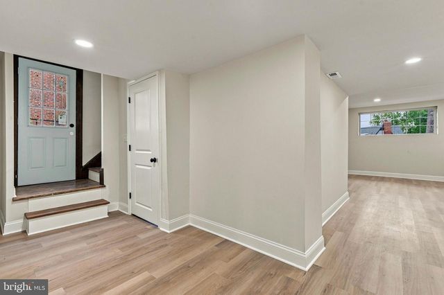 1006 26TH ST S, Arlington, VA 22202