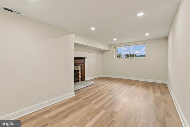 1006 26TH ST S, Arlington, VA 22202