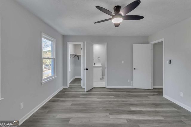 5618 Fern Creek Drive SW, Lilburn, GA 30047