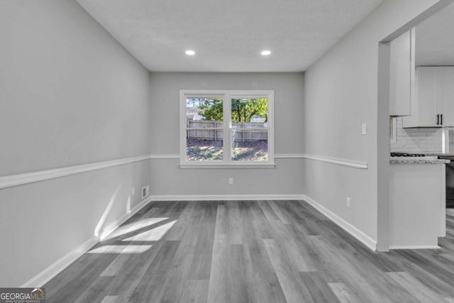 5618 Fern Creek Drive SW, Lilburn, GA 30047