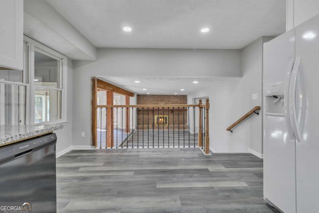 5618 Fern Creek Drive SW, Lilburn, GA 30047