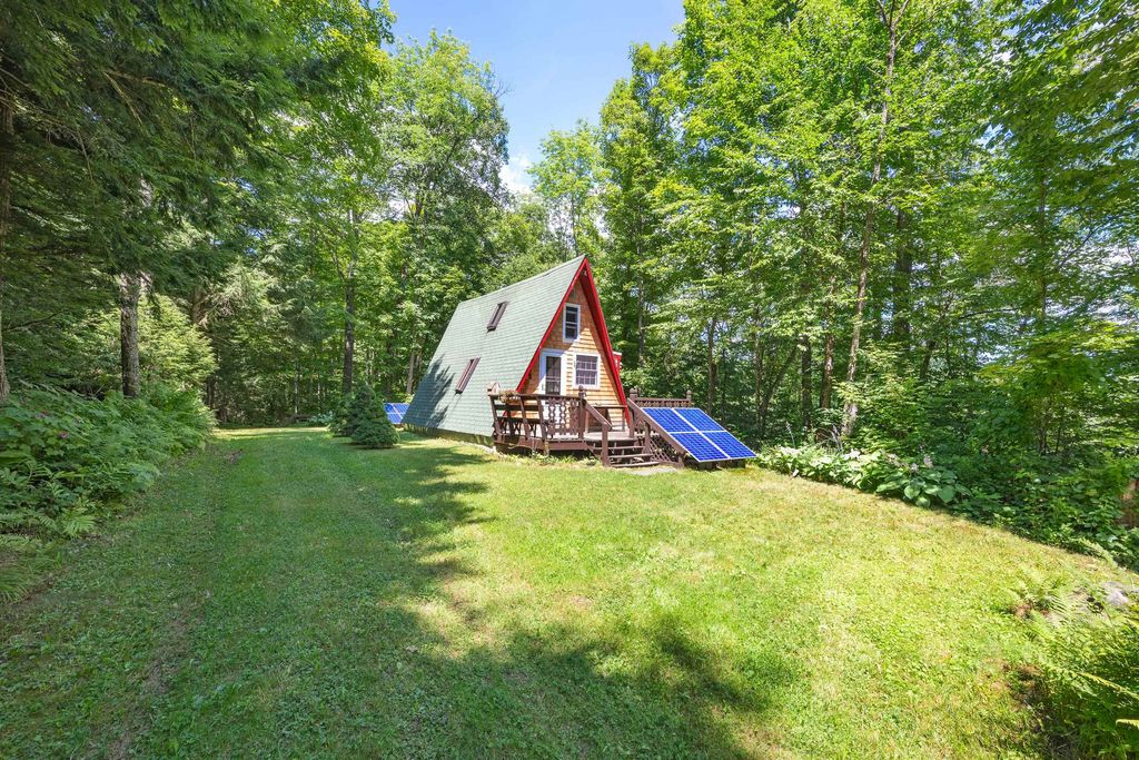 89 Wheeler Road, Bath, NH 03740