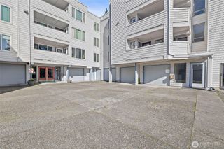 17417 Ashworth Avenue N #201, Shoreline, WA 98133