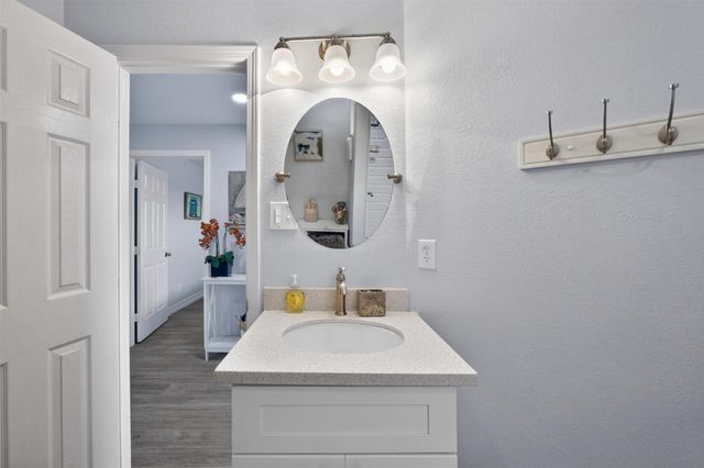 7600 Seawall Boulevard 209, Galveston, TX 77551