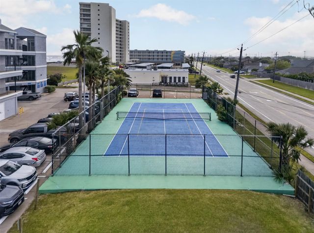 7600 Seawall Boulevard 209, Galveston, TX 77551