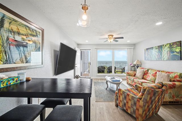 7600 Seawall Boulevard 209, Galveston, TX 77551