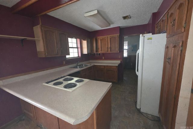 17 Anthony Lane, Conway, AR 72032