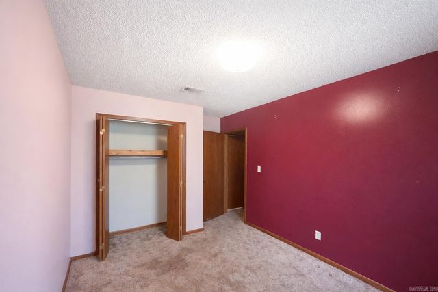 17 Anthony Lane, Conway, AR 72032