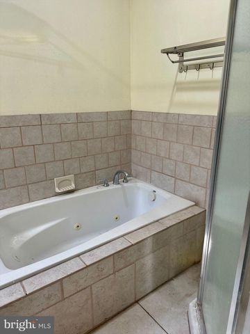3918 BRANDYWINE ST, Philadelphia, PA 19104