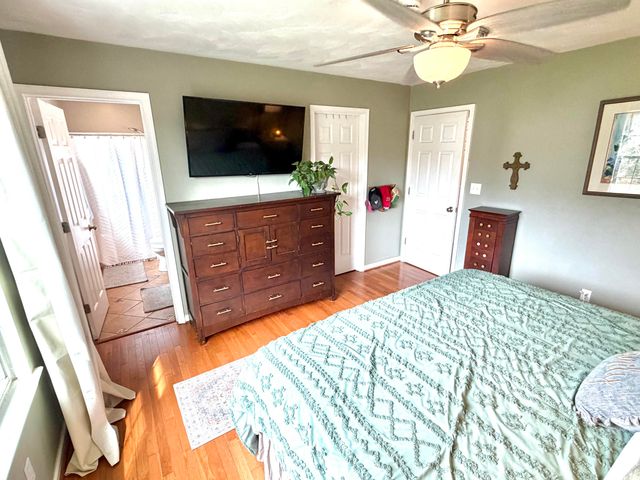 6219 Ashmont DR, Roanoke, VA 24018