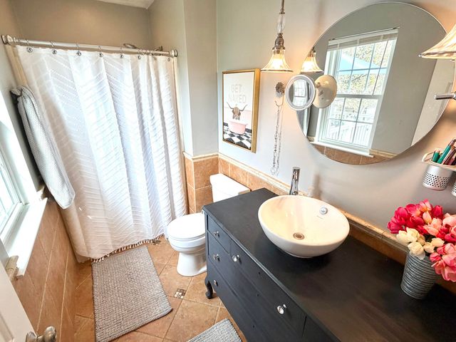 6219 Ashmont DR, Roanoke, VA 24018