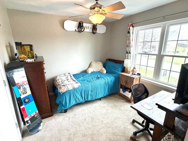 6219 Ashmont DR, Roanoke, VA 24018