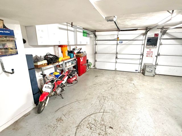 6219 Ashmont DR, Roanoke, VA 24018