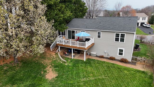 6219 Ashmont DR, Roanoke, VA 24018