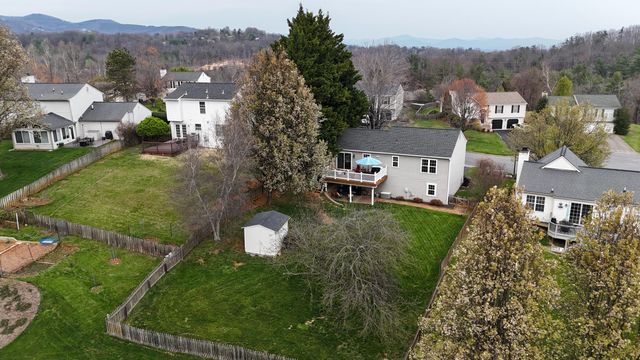 6219 Ashmont DR, Roanoke, VA 24018