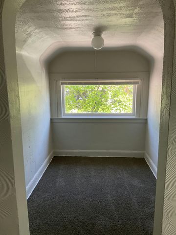 12701 Griggs Street, Detroit, MI 48238