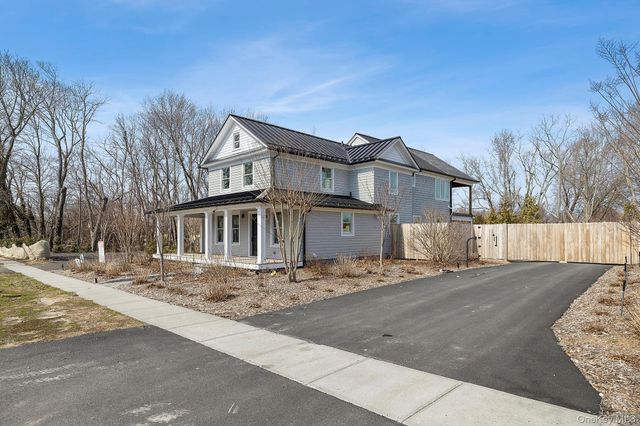 178 Main Road, Riverhead, NY 11901