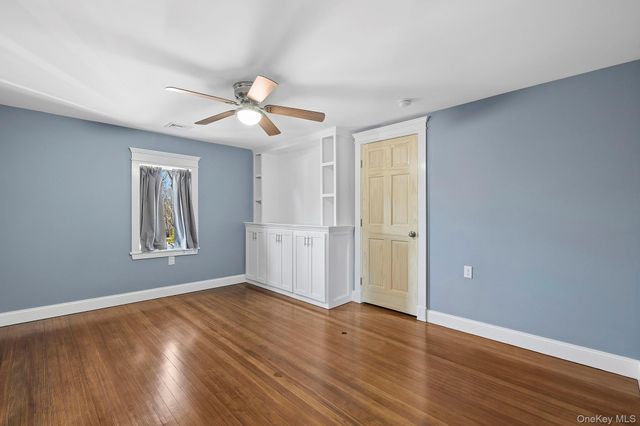 178 Main Road, Riverhead, NY 11901