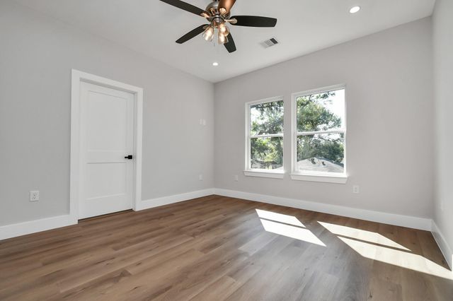 4706 Gunter Street, Houston, TX 77020
