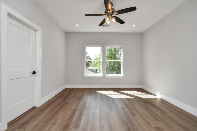4706 Gunter Street, Houston, TX 77020