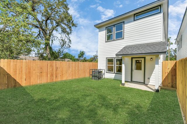 4706 Gunter Street, Houston, TX 77020
