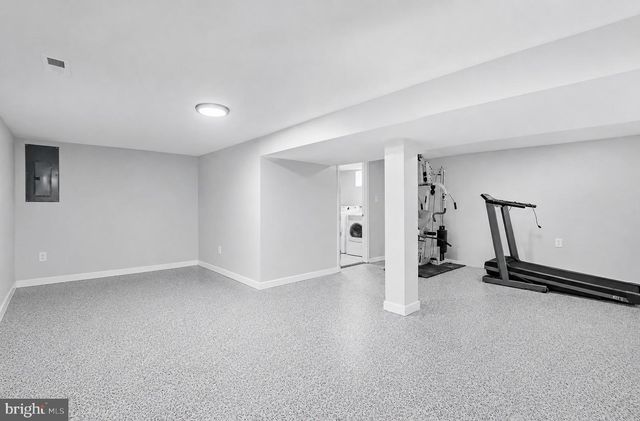 1326 GOODWOOD AVE, Essex, MD 21221
