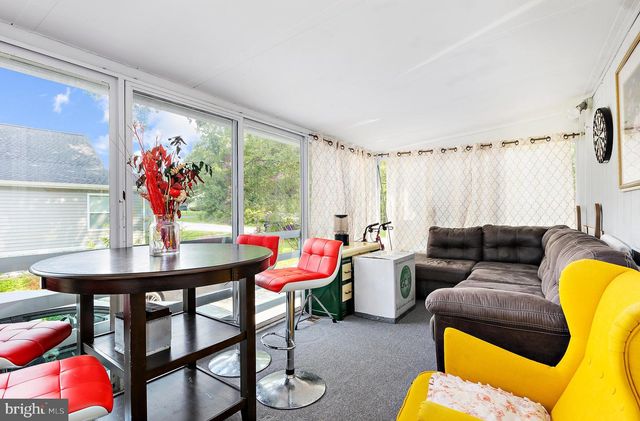 1326 GOODWOOD AVE, Essex, MD 21221