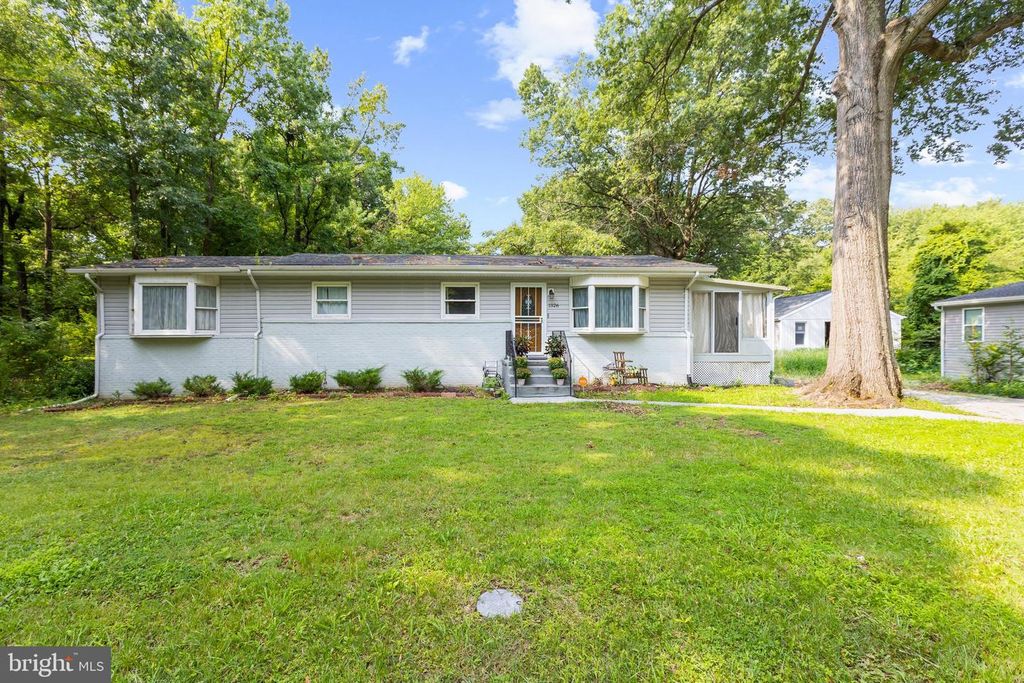 1326 GOODWOOD AVE, Essex, MD 21221